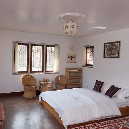 Hotel Tembas House